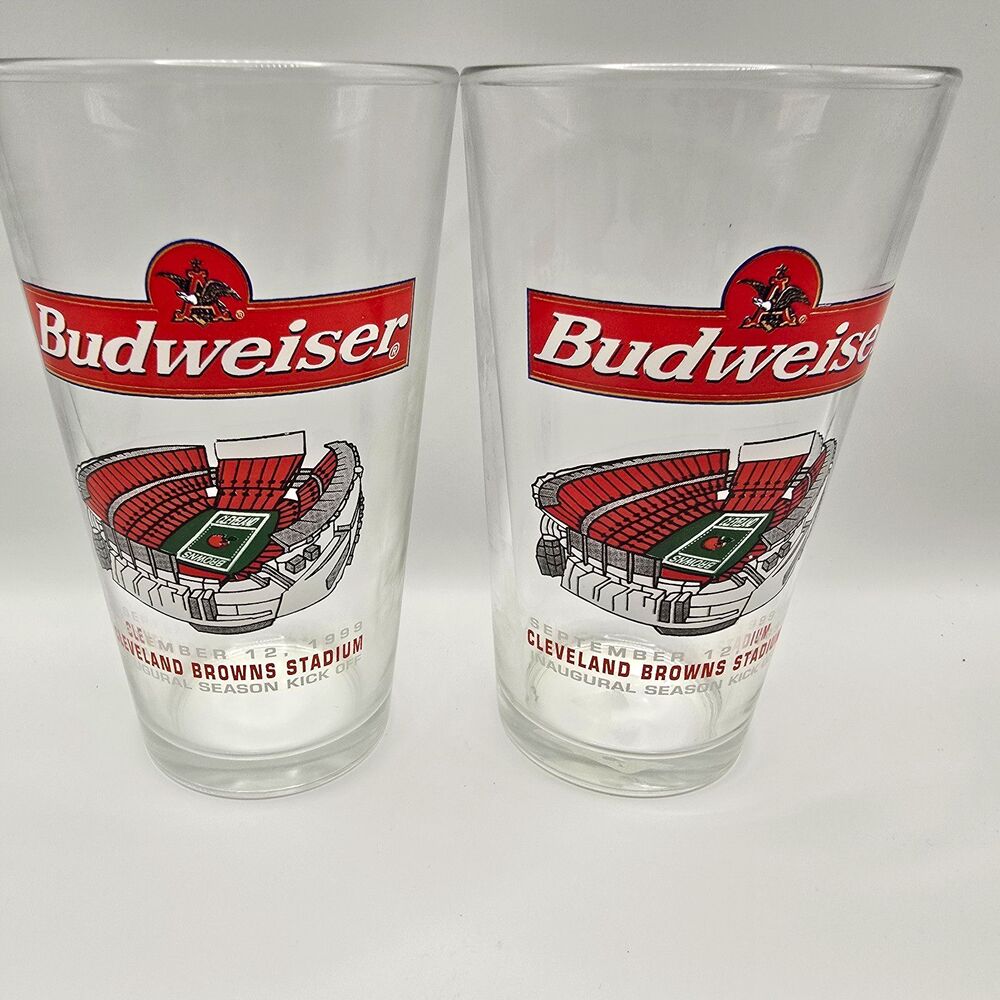 Budweiser Cleveland Browns Stadium Pint Glasses (2) 9/12/1999 Inaugural Kickoff